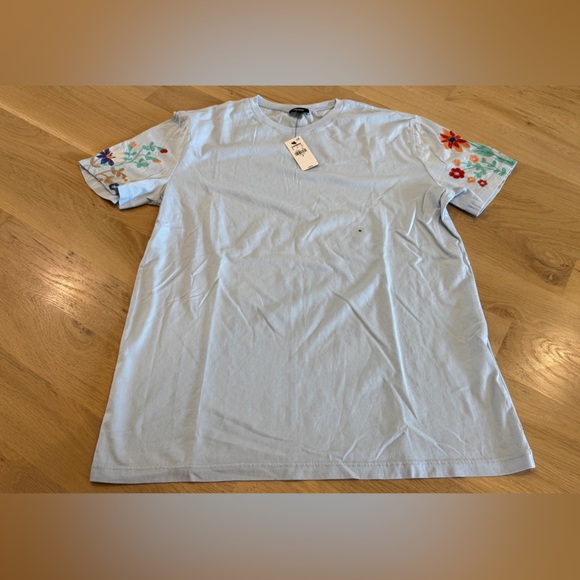 Express pima cotton embroidered floral tshirt blue size medium NWT - Picture 1 of 6